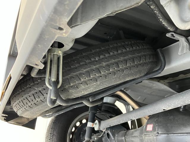 ハイゼットカーゴＤＸ　４ＷＤ　ＣＶＴ　ドライブレコーダー　キーレスエントリー衝突被害軽減ブレーキ　コーナーセンサー　電子制御式４ＷＤ　ＣＶＴ　ドライブレコーダー　ＡＭ／ＦＭラジオ　両側スライドドア　オートライト　キーレスエントリー　マニュアルエアコン　マニュアルレベリング（滋賀県）の中古車