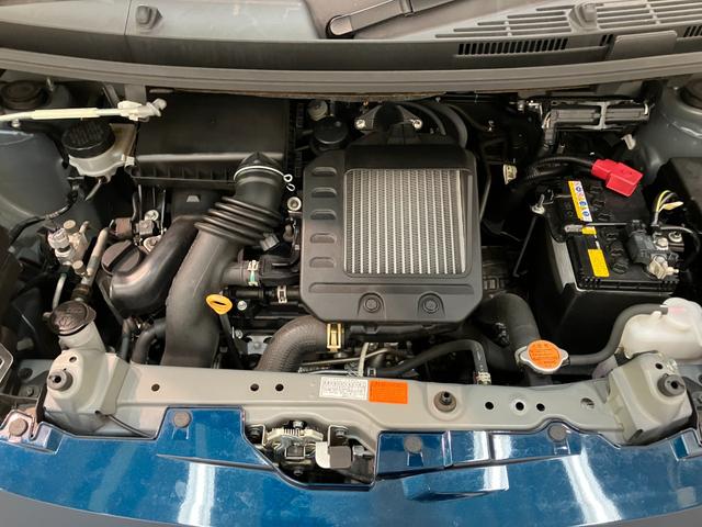 ルーミーＧ−Ｔ　９型ナビ　バックカメラ　後席モニター　ターボトヨタセーフティセンス　コーナーセンサー　９型フルセグナビ　バックカメラ　後席モニター　Ｂｌｕｅｔｏｏｔｈ　ＵＳＢ　両側電動スライドドア　前席シートヒーター　オートエアコン　オートライト　スマートキー（滋賀県）の中古車