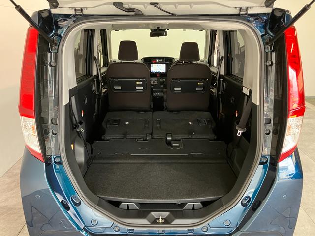 ルーミーＧ−Ｔ　９型ナビ　バックカメラ　後席モニター　ターボトヨタセーフティセンス　コーナーセンサー　９型フルセグナビ　バックカメラ　後席モニター　Ｂｌｕｅｔｏｏｔｈ　ＵＳＢ　両側電動スライドドア　前席シートヒーター　オートエアコン　オートライト　スマートキー（滋賀県）の中古車