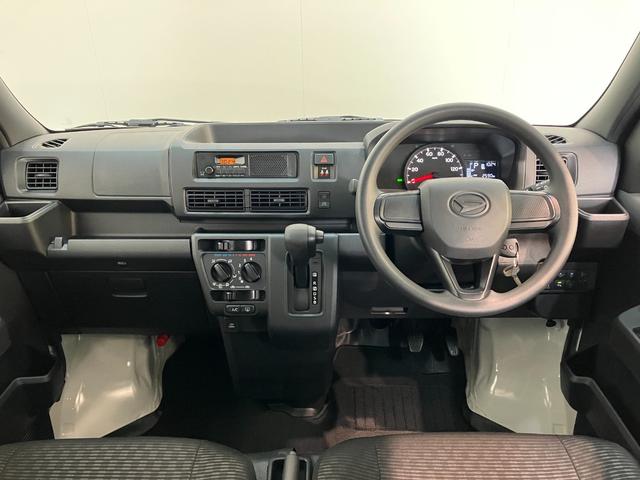 ハイゼットカーゴＤＸ　パートタイム４ＷＤ　ＣＶＴ車　キーレス衝突被害軽減ブレーキ　スマアシ　コーナーセンサー　キーレス　前席パワーウインドウ　ＡＭ／ＦＭステレオ　両側スライドドア　パートタイム４ＷＤ　オートライト（滋賀県）の中古車