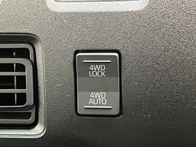 ハイゼットカーゴＤＸ　パートタイム４ＷＤ　ＣＶＴ車　キーレス衝突被害軽減ブレーキ　スマアシ　コーナーセンサー　キーレス　前席パワーウインドウ　ＡＭ／ＦＭステレオ　両側スライドドア　パートタイム４ＷＤ　オートライト（滋賀県）の中古車