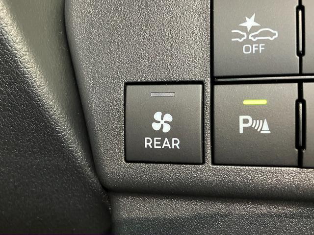 ハイゼットカーゴＤＸ　パートタイム４ＷＤ　ＣＶＴ車　キーレス衝突被害軽減ブレーキ　スマアシ　コーナーセンサー　キーレス　前席パワーウインドウ　ＡＭ／ＦＭステレオ　両側スライドドア　パートタイム４ＷＤ　オートライト（滋賀県）の中古車