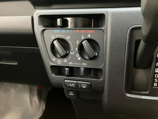 ハイゼットカーゴＤＸ　パートタイム４ＷＤ　ＣＶＴ車　キーレス衝突被害軽減ブレーキ　スマアシ　コーナーセンサー　キーレス　前席パワーウインドウ　ＡＭ／ＦＭステレオ　両側スライドドア　パートタイム４ＷＤ　オートライト（滋賀県）の中古車