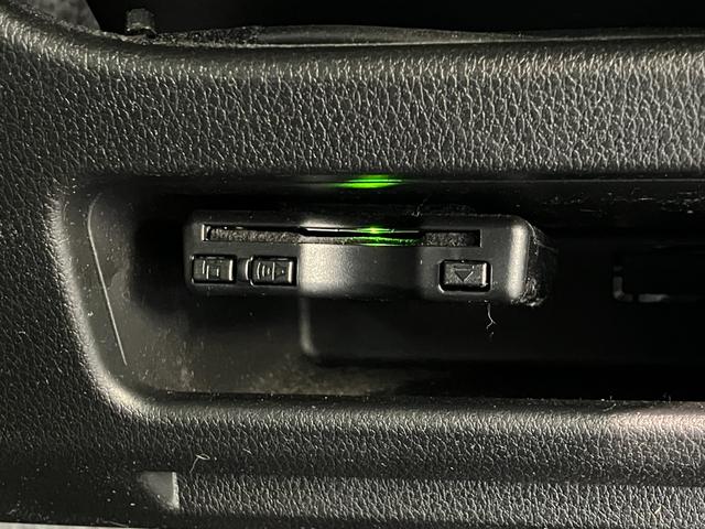 ムーヴキャンバスストライプスG 9型ディスプレイオーディオ 前後ドラレコ衝突被害軽減ブレーキ コーナーセンサー 9型ディスプレイオーディオ フルセグ Bluetooth USB バックカメラ 前後ドラレコ 両側電動スライドドア 前席シートヒーター 電動パーキングブレーキ(滋賀県)の中古車