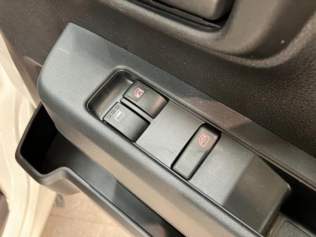 ハイゼットカーゴＤＸ　４ＷＤ　ＣＶＴ車　コーナーセンサー　ドラレコ　キーレス衝突被害軽減ブレーキ　スマアシ　コーナーセンサー　前席パワーウインドウ　ＡＭ／ＦＭステレオ　ドラレコ　両側スライドドア　オートライト　マニュアルレベリング　パートタイム４ＷＤ　キーレス（滋賀県）の中古車