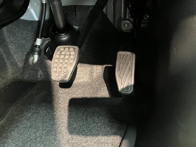 アトレーＲＳ　４ＷＤ　９型ディスプレイオーディオ　届出済未使用車衝突被害軽減ブレーキ　コーナーセンサー　９型ディスプレイオーディオ　フルセグ　Ｂｌｕｅｔｏｏｔｈ　ＵＳＢ　バックカメラ　クルーズコントロール　両側電動スライドドア　ＬＥＤ　オートライト　オートエアコン（滋賀県）の中古車