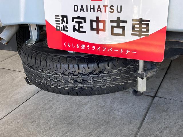 ハイゼットトラックハイルーフ　４ＷＤ　ＡＴ車　車検整備付ＣＤステレオ　エアコン　パワステ　４ＷＤ　ＡＴ車（滋賀県）の中古車