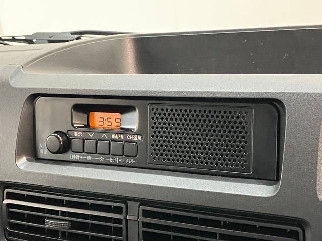 ハイゼットカーゴＤＸ　４ＷＤ　キーレス　前席パワーウインドウ追突被害軽減ブレーキ　スマアシ　コーナーセンサー　キーレス　前席パワーウインドウ　ＡＭ／ＦＭステレオ　両側スライドドア　パートタイム４ＷＤ　ドラレコ（滋賀県）の中古車