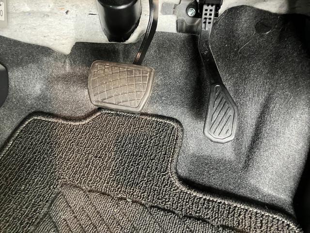 タントカスタムＸ　フルセグナビ　バックカメラ　両側電動スライドドア衝突被害軽減ブレーキ　コーナーセンサー　両側電動スライドドア　前席シートヒーター　ＬＥＤ　オートライト　スマートキー　フルセグナビ　ＤＶＤ　Ｂｌｕｅｔｏｏｔｈ　ＵＳＢ　バックカメラ（滋賀県）の中古車