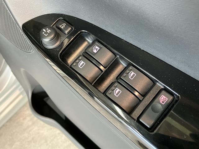 タントカスタムＸ　ＳＡ　フルセグナビ　バックカメラ　車検整備付衝突被害軽減ブレーキ　フルセグナビ　Ｂｌｕｅｔｏｏｔｈ　ＤＶＤ再生　バックカメラ　前後ドライブレコーダー　両側電動スライドドア　ＬＥＤ　オートライト　オートエアコン　スマートキー　エコアイドル（滋賀県）の中古車