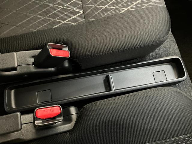 アトレーＲＳ　４ＷＤ　９型ディスプレイオーディオ　バックカメラ衝突被害軽減ブレーキ　スマアシ　コーナーセンサー　ＬＥＤ　スマートキー　両側電動スライド　９型ディスプレイオーディオ　フルセグ　Ｂｌｕｅｔｏｏｔｈ　ＵＳＢ　バックカメラ　レーダークルーズコントロール（滋賀県）の中古車