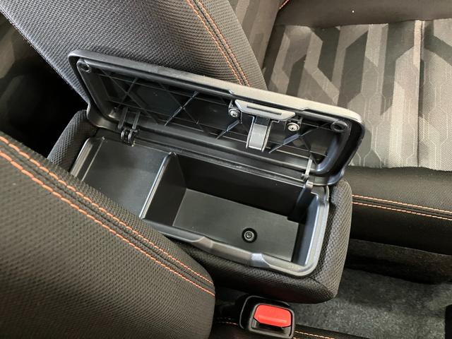 タフトＧターボ　４ＷＤ　９型ディスプレイオーディオ　パノラマカメラ衝突被害軽減ブレーキ　コーナーセンサー　９型ディスプレイオーディオ　フルセグ　Ｂｌｕｅｔｏｏｔｈ　ＵＳＢ　パノラマカメラ　前席シートヒーター　ＬＥＤ　レーダークルコン　ルーフキャリア（滋賀県）の中古車
