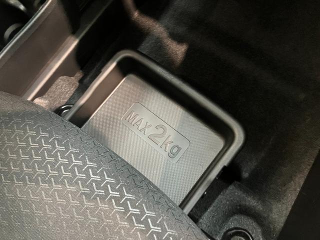 ロッキープレミアムＧ　ＨＥＶ　９型ナビ　パノラマカメラ　車検整備付衝突被害軽減ブレーキ　コーナーセンサー　９型フルセグナビ　Ｂｌｕｅｔｏｏｔｈ　ＤＶＤ　ＵＳＢ　パノラマカメラ　前後ドラレコ　ＥＴＣ　ＴＶコントロール　前席シートヒータ　ＬＥＤ　レーダークルコン（滋賀県）の中古車