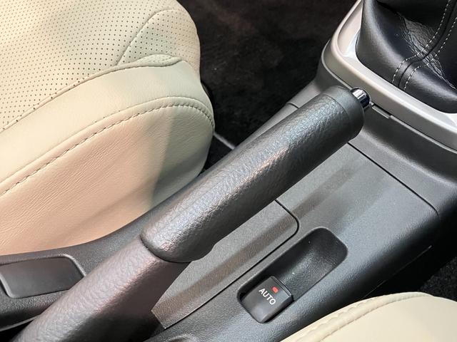 コペン20thアニバーサリーエディション 5MT 車検整備付5MT ターボ MOMO製ハンドル 革シート BBS製アルミホイール CDステレオ シートヒーター LED オートライト スマートキー(滋賀県)の中古車