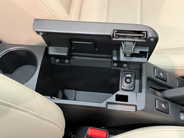 コペン20thアニバーサリーエディション 5MT 車検整備付5MT ターボ MOMO製ハンドル 革シート BBS製アルミホイール CDステレオ シートヒーター LED オートライト スマートキー(滋賀県)の中古車