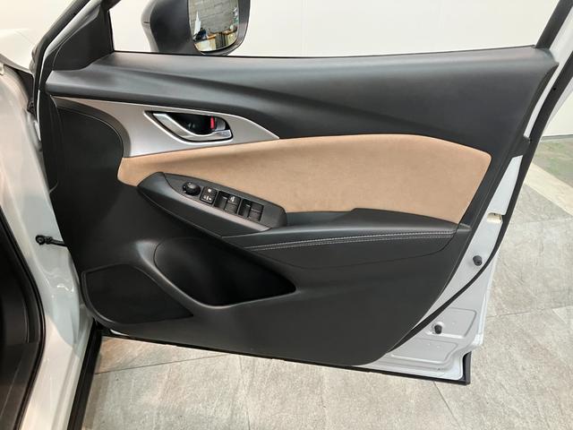 ＣＸ−３１５Ｓ　ディスプレイオーディオ　パノラマカメラ　クルコン衝突軽減被害ブレーキ　コーナーセンサー　ディスプレイオーディオ　パノラマカメラ　ＥＴＣ　Ｂｌｕｅｔｏｏｔｈ　ＵＳＢ　レーダークルーズコントロール　ハンドル＆シートヒーター　ＬＥＤ　オートエアコン（滋賀県）の中古車