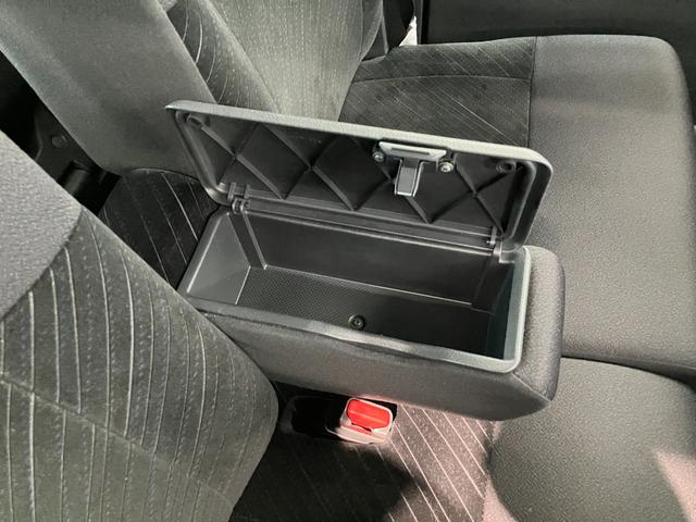 タントカスタムＲＳ　ＳＡIII　ターボ　８型フルセグナビ　Ｂカメラ衝突被害軽減ブレーキ　コーナーセンサー　ターボ　８インチフルセグナビ　Ｂｌｕｅｔｏｏｔｈ　ＤＶＤ再生　ＵＳＢ　バックカメラ　ドラレコ　ＥＴＣ　両側電動スライドドア　シートヒーター　ＬＥＤ　スマートキー（滋賀県）の中古車