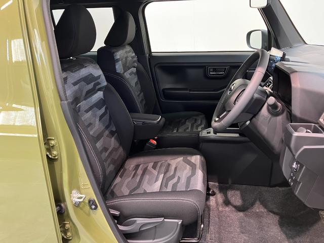 タフトＧダーククロムベンチャー　９型Ｄ．Ａ　届出済未使用車衝突被害軽減ブレーキ　コーナーセンサー　９型ディスプレイオーディオ　フルセグ　Ｂｌｕｅｔｏｏｔｈ　ＵＳＢ　バックカメラ　前席シートヒーター　ＬＥＤ　オートライト　クルーズコントロール　オートエアコン（滋賀県）の中古車