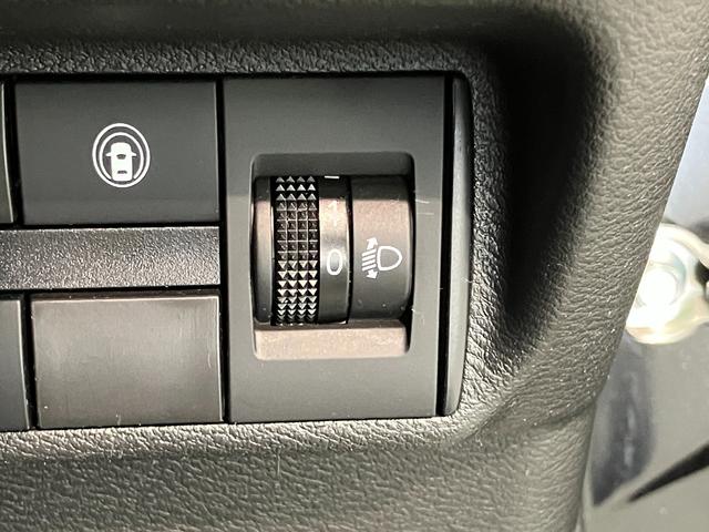 デイズＸ　９型フルセグナビ　バックカメラ　車検整備付衝突被害軽減ブレーキ　コーナーセンサー　９型フルセグナビ　ＤＶＤ再生　Ｂｌｕｅｔｏｏｔｈ　ＵＳＢ　バックカメラ　ＥＴＣ　オートエアコン　オートライト　スマートキー　電動格納式ミラー　エコアイドル（滋賀県）の中古車