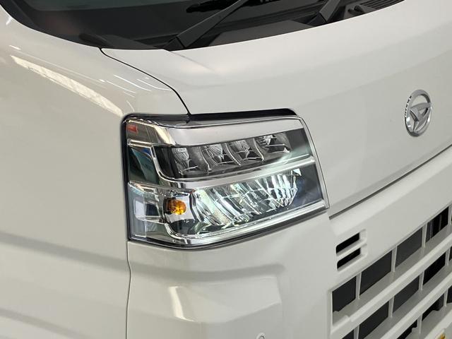 ハイゼットカーゴＤＸ　４ＷＤ　ＣＶＴ車　フルセグナビ　ドラレコ　キーレス衝突被害軽減ブレーキ　コーナーセンサー　フルセグナビ　ＤＶＤ再生　Ｂｌｕｅｔｏｏｔｈ　ドラレコ　ＥＴＣ　ＬＥＤ　オートライト　キーレスエントリー　前席パワーウインドウ　エコアイドル　パートタイム４ＷＤ（滋賀県）の中古車