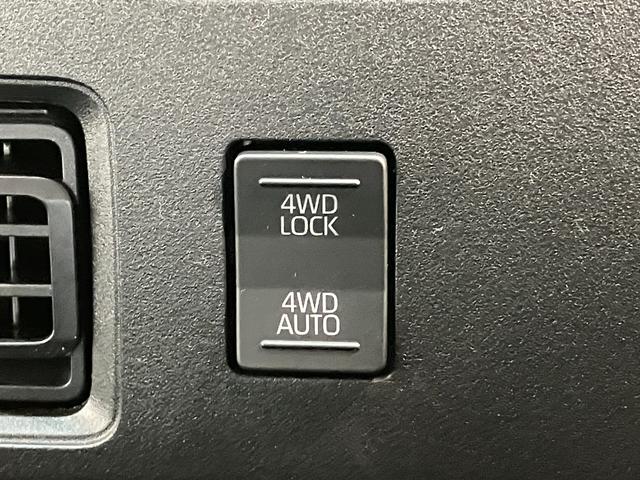 ハイゼットカーゴＤＸ　４ＷＤ　ＣＶＴ車　フルセグナビ　ドラレコ　キーレス衝突被害軽減ブレーキ　コーナーセンサー　フルセグナビ　ＤＶＤ再生　Ｂｌｕｅｔｏｏｔｈ　ドラレコ　ＥＴＣ　ＬＥＤ　オートライト　キーレスエントリー　前席パワーウインドウ　エコアイドル　パートタイム４ＷＤ（滋賀県）の中古車