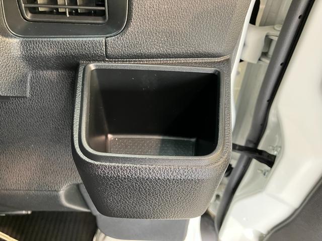 ハイゼットカーゴＤＸ　４ＷＤ　ＣＶＴ車　フルセグナビ　ドラレコ　キーレス衝突被害軽減ブレーキ　コーナーセンサー　フルセグナビ　ＤＶＤ再生　Ｂｌｕｅｔｏｏｔｈ　ドラレコ　ＥＴＣ　ＬＥＤ　オートライト　キーレスエントリー　前席パワーウインドウ　エコアイドル　パートタイム４ＷＤ（滋賀県）の中古車