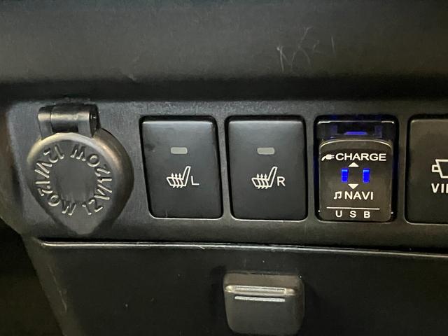 トールカスタムＧリミテッド２ＳＡ３　９型ナビ　Ｐカメラ　クルコン衝突被害軽減ブレーキ　コーナーセンサー　９型フルセグナビ　Ｂｌｕｅｔｏｏｔｈ　ＵＳＢ　ＤＶＤ　パノラマカメラ　ドラレコ　ＥＴＣ　両側電動スライドドア　ＬＥＤ　クルコン　スマートキー　前席シートヒーター（滋賀県）の中古車