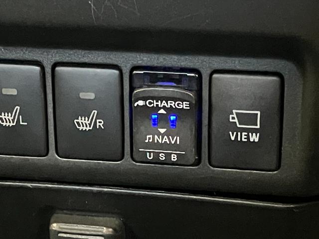 トールカスタムＧリミテッド２ＳＡ３　９型ナビ　Ｐカメラ　クルコン衝突被害軽減ブレーキ　コーナーセンサー　９型フルセグナビ　Ｂｌｕｅｔｏｏｔｈ　ＵＳＢ　ＤＶＤ　パノラマカメラ　ドラレコ　ＥＴＣ　両側電動スライドドア　ＬＥＤ　クルコン　スマートキー　前席シートヒーター（滋賀県）の中古車