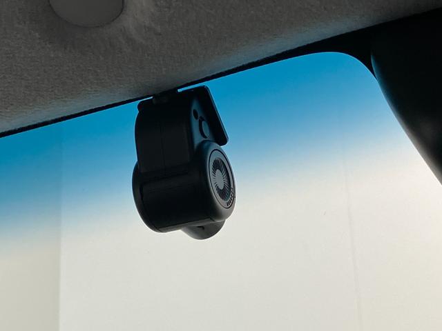 トールカスタムＧリミテッド２ＳＡ３　９型ナビ　Ｐカメラ　クルコン衝突被害軽減ブレーキ　コーナーセンサー　９型フルセグナビ　Ｂｌｕｅｔｏｏｔｈ　ＵＳＢ　ＤＶＤ　パノラマカメラ　ドラレコ　ＥＴＣ　両側電動スライドドア　ＬＥＤ　クルコン　スマートキー　前席シートヒーター（滋賀県）の中古車