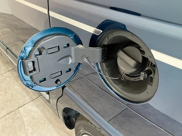 ムーヴキャンバスセオリーＧ　両側電動スライドドア　ＬＥＤ　届出済未使用車衝突被害軽減ブレーキ　コーナーセンサー　バックカメラ（ナビ装着時用）　両側電動スライドドア　前席シートヒーター　電動パーキングブレーキ　ＬＥＤ　オートライト　オートエアコン　スマートキー　エコアイドル（滋賀県）の中古車