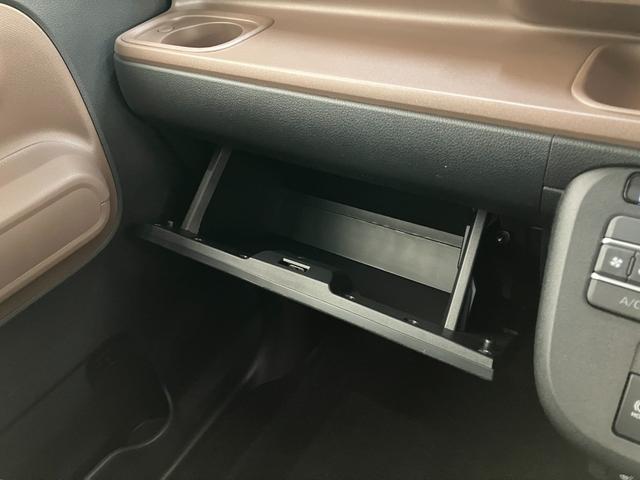 ムーヴキャンバスセオリーＧ　両側電動スライドドア　ＬＥＤ　届出済未使用車衝突被害軽減ブレーキ　コーナーセンサー　バックカメラ（ナビ装着時用）　両側電動スライドドア　前席シートヒーター　電動パーキングブレーキ　ＬＥＤ　オートライト　オートエアコン　スマートキー　エコアイドル（滋賀県）の中古車