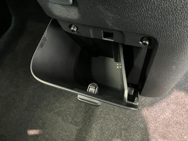 ムーヴキャンバスセオリーＧ　両側電動スライドドア　ＬＥＤ　届出済未使用車衝突被害軽減ブレーキ　コーナーセンサー　バックカメラ（ナビ装着時用）　両側電動スライドドア　前席シートヒーター　電動パーキングブレーキ　ＬＥＤ　オートライト　オートエアコン　スマートキー　エコアイドル（滋賀県）の中古車
