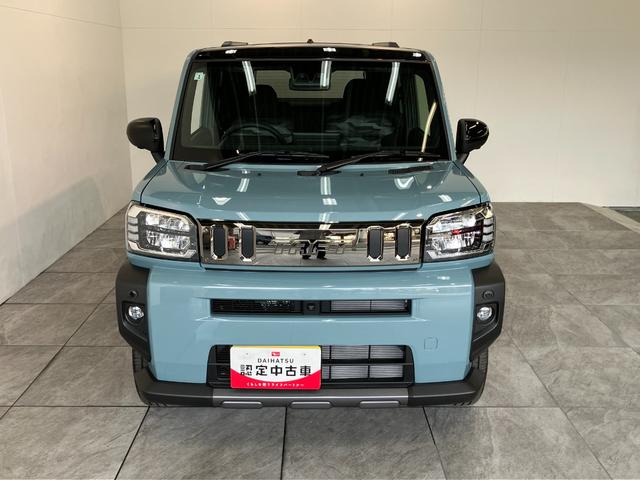 タフトＧダーククロムベンチャー　駐車支援システム　届出済未使用車衝突被害軽減ブレーキ　コーナーセンサー　９型ディスプレイオーディオ　フルセグ　Ｂｌｕｅｔｏｏｔｈ　ＵＳＢ　パノラマカメラ　駐車支援システム　レーダークルーズ　前席シートヒーター　ＬＥＤ　オートエアコン（滋賀県）の中古車