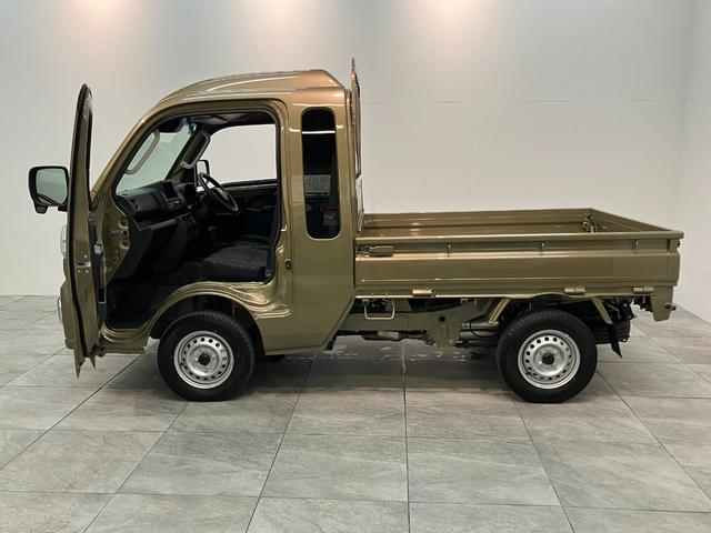 ハイゼットトラックジャンボエクストラ　４ＷＤ　ＣＶＴ　届出済未使用車衝突被害軽減ブレーキ　コーナーセンサー　ＬＥＤヘッドライト　オートライト　スマートキー　パワーウインドウ　電動格納式ミラー　荷台作業灯　パートタイム４ＷＤ　デフロック　エコアイドル　届出済未使用車（滋賀県）の中古車