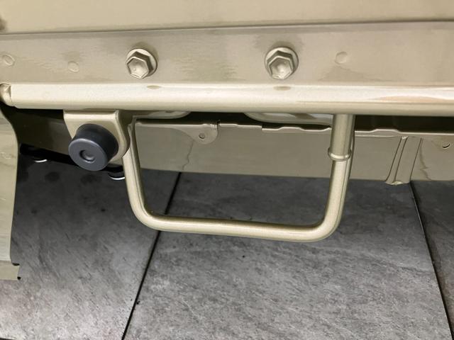 ハイゼットトラックジャンボエクストラ　４ＷＤ　ＣＶＴ　届出済未使用車衝突被害軽減ブレーキ　コーナーセンサー　ＬＥＤヘッドライト　オートライト　スマートキー　パワーウインドウ　電動格納式ミラー　荷台作業灯　パートタイム４ＷＤ　デフロック　エコアイドル　届出済未使用車（滋賀県）の中古車