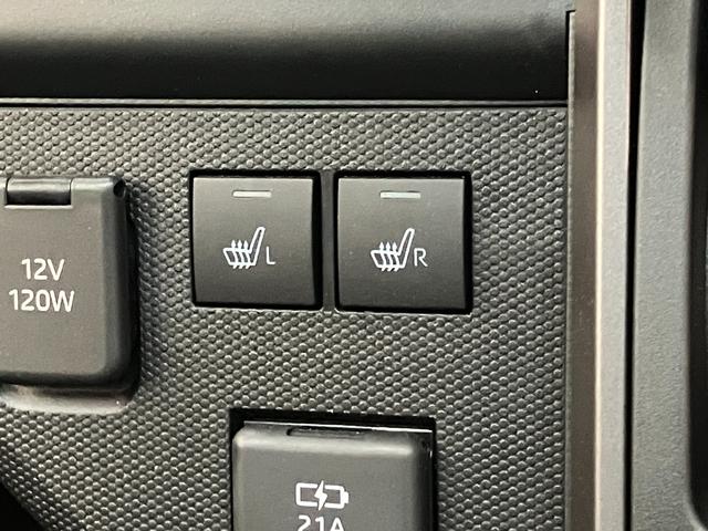 タフトＧダーククロムベンチャー　レーダークルコン　届出済未使用車衝突被害軽減ブレーキ　コーナーセンサー　バックカメラ（ナビ装着時用）　前席シートヒーター　電動パーキング　スカイフィールトップ　ＬＥＤ　オートライト　オートエアコン　スマートキー　エコアイドル（滋賀県）の中古車