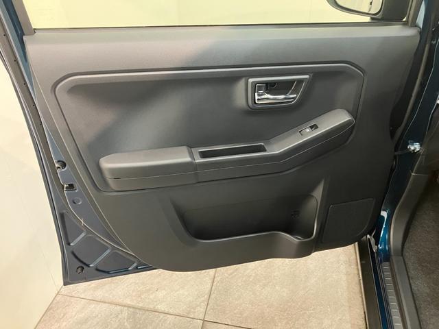 タフトＧダーククロムベンチャー　レーダークルコン　届出済未使用車衝突被害軽減ブレーキ　コーナーセンサー　バックカメラ（ナビ装着時用）　前席シートヒーター　電動パーキング　スカイフィールトップ　ＬＥＤ　オートライト　オートエアコン　スマートキー　エコアイドル（滋賀県）の中古車