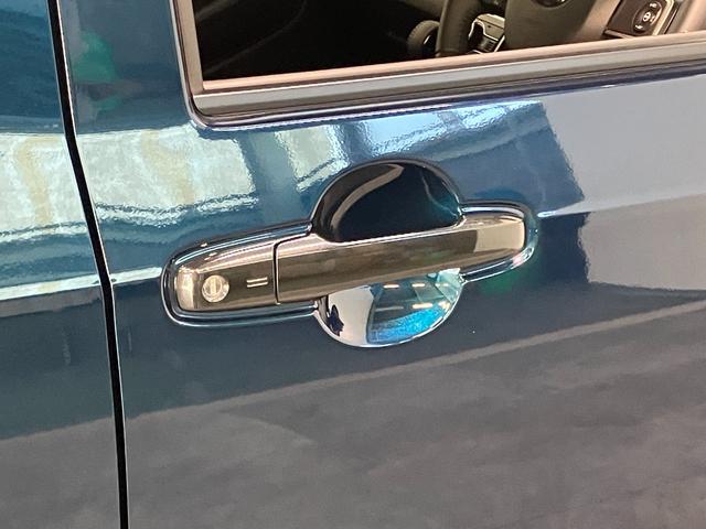 タフトＧダーククロムベンチャー　レーダークルコン　届出済未使用車衝突被害軽減ブレーキ　コーナーセンサー　バックカメラ（ナビ装着時用）　前席シートヒーター　電動パーキング　スカイフィールトップ　ＬＥＤ　オートライト　オートエアコン　スマートキー　エコアイドル（滋賀県）の中古車