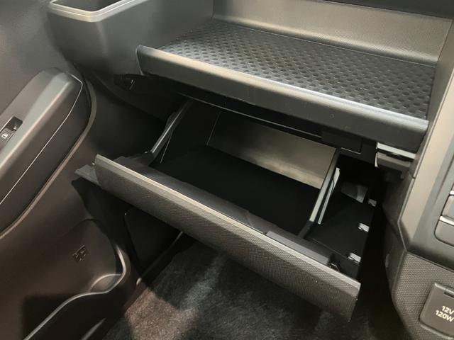 タフトＧダーククロムベンチャー　レーダークルコン　届出済未使用車衝突被害軽減ブレーキ　コーナーセンサー　バックカメラ（ナビ装着時用）　前席シートヒーター　電動パーキング　スカイフィールトップ　ＬＥＤ　オートライト　オートエアコン　スマートキー　エコアイドル（滋賀県）の中古車