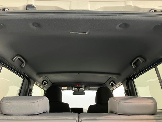 タフトＧダーククロムベンチャー　レーダークルコン　届出済未使用車衝突被害軽減ブレーキ　コーナーセンサー　バックカメラ（ナビ装着時用）　前席シートヒーター　電動パーキング　スカイフィールトップ　ＬＥＤ　オートライト　オートエアコン　スマートキー　エコアイドル（滋賀県）の中古車