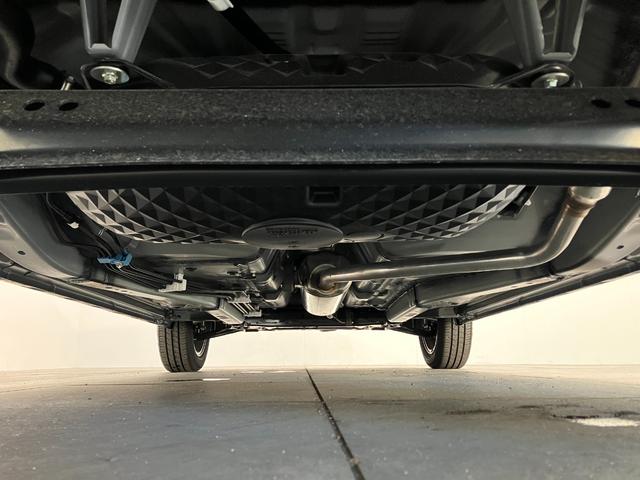 タフトＧダーククロムベンチャー　レーダークルコン　届出済未使用車衝突被害軽減ブレーキ　コーナーセンサー　バックカメラ（ナビ装着時用）　前席シートヒーター　電動パーキング　スカイフィールトップ　ＬＥＤ　オートライト　オートエアコン　スマートキー　エコアイドル（滋賀県）の中古車