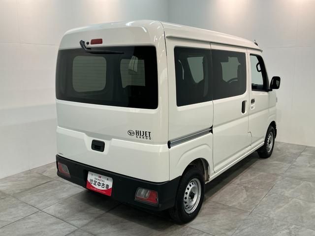 ハイゼットカーゴＤＸ　パートタイム４ＷＤ　キーレス　コーナーセンサー　ＥＴＣ衝突被害軽減ブレーキ　スマアシ　コーナーセンサー　キーレス　前席パワーウインドウ　ＡＭ／ＦＭステレオ　ＥＴＣ　両側スライドドア　パートタイム４ＷＤ　オートライト（滋賀県）の中古車
