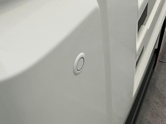 ハイゼットカーゴＤＸ　パートタイム４ＷＤ　キーレス　コーナーセンサー　ＥＴＣ衝突被害軽減ブレーキ　スマアシ　コーナーセンサー　キーレス　前席パワーウインドウ　ＡＭ／ＦＭステレオ　ＥＴＣ　両側スライドドア　パートタイム４ＷＤ　オートライト（滋賀県）の中古車