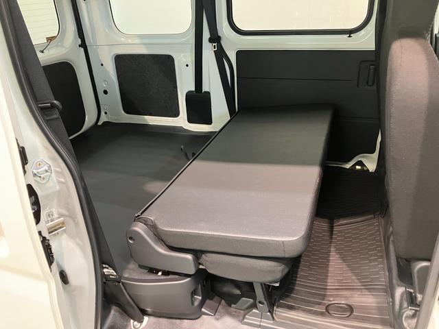 ハイゼットカーゴＤＸ　パートタイム４ＷＤ　キーレス　コーナーセンサー　ＥＴＣ衝突被害軽減ブレーキ　スマアシ　コーナーセンサー　キーレス　前席パワーウインドウ　ＡＭ／ＦＭステレオ　ＥＴＣ　両側スライドドア　パートタイム４ＷＤ　オートライト（滋賀県）の中古車