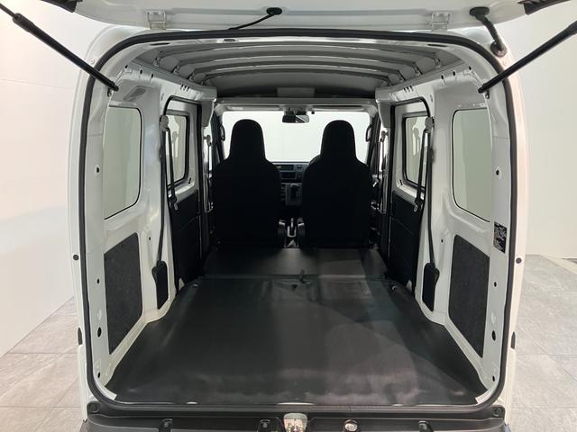 ハイゼットカーゴＤＸ　パートタイム４ＷＤ　キーレス　コーナーセンサー　ＥＴＣ衝突被害軽減ブレーキ　スマアシ　コーナーセンサー　キーレス　前席パワーウインドウ　ＡＭ／ＦＭステレオ　ＥＴＣ　両側スライドドア　パートタイム４ＷＤ　オートライト（滋賀県）の中古車