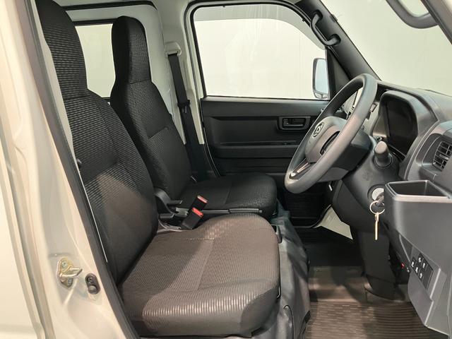 ハイゼットカーゴＤＸ　４ＷＤ　ＣＶＴ　フルセグナビ　ドラレコ　キーレス衝突被害軽減ブレーキ　コーナーセンサー　フルセグナビ　ＤＶＤ再生　Ｂｌｕｅｔｏｏｔｈ　ドラレコ　ＥＴＣ　ＬＥＤ　オートライト　キーレスエントリー　前席パワーウインドウ　エコアイドル　パートタイム４ＷＤ（滋賀県）の中古車