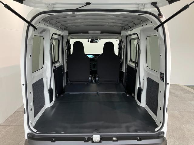 ハイゼットカーゴＤＸ　４ＷＤ　ＣＶＴ　フルセグナビ　ドラレコ　キーレス衝突被害軽減ブレーキ　コーナーセンサー　フルセグナビ　ＤＶＤ再生　Ｂｌｕｅｔｏｏｔｈ　ドラレコ　ＥＴＣ　ＬＥＤ　オートライト　キーレスエントリー　前席パワーウインドウ　エコアイドル　パートタイム４ＷＤ（滋賀県）の中古車