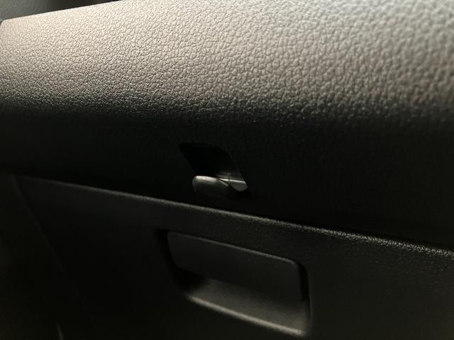 ハイゼットカーゴＤＸ　４ＷＤ　ＣＶＴ　フルセグナビ　ドラレコ　キーレス衝突被害軽減ブレーキ　コーナーセンサー　フルセグナビ　ＤＶＤ再生　Ｂｌｕｅｔｏｏｔｈ　ドラレコ　ＥＴＣ　ＬＥＤ　オートライト　キーレスエントリー　前席パワーウインドウ　エコアイドル　パートタイム４ＷＤ（滋賀県）の中古車