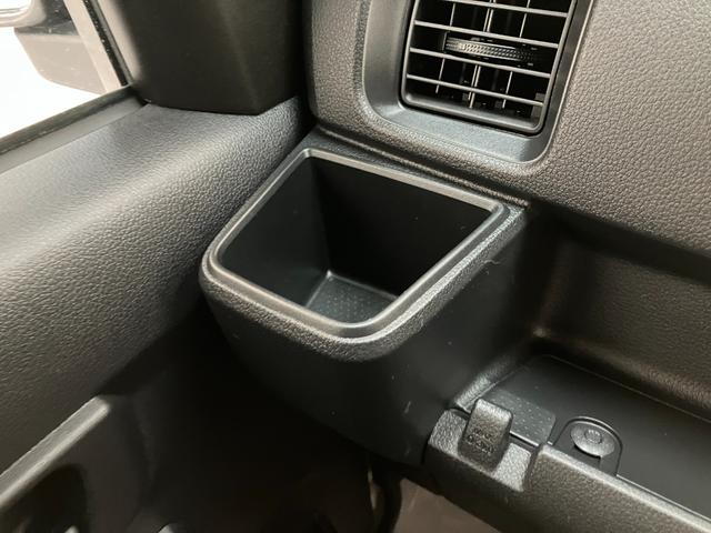 ハイゼットカーゴＤＸ　４ＷＤ　ＣＶＴ　フルセグナビ　ドラレコ　キーレス衝突被害軽減ブレーキ　コーナーセンサー　フルセグナビ　ＤＶＤ再生　Ｂｌｕｅｔｏｏｔｈ　ドラレコ　ＥＴＣ　ＬＥＤ　オートライト　キーレスエントリー　前席パワーウインドウ　エコアイドル　パートタイム４ＷＤ（滋賀県）の中古車