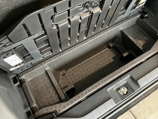 タントカスタムXリミテッド レーダクルコン 届出済未使用車衝突被害軽減ブレーキ コーナーセンサー パノラマカメラ(ナビ装着時用) 両側電動スライドドア 前席シートヒーター 電動パーキングブレーキ LED オートライト オートエアコン スマートキー クルコン(滋賀県)の中古車